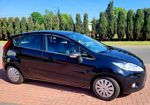 Ford Fiesta cena 15900 przebieg: 242000, rok produkcji 2009 z Radlin małe 37